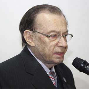 Professor Viegand Eger sentiremos saudades